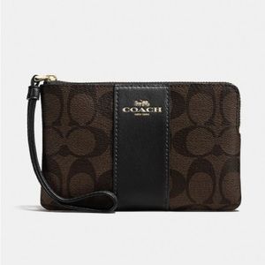 [New With Tags] Coach Wristlet Wallet